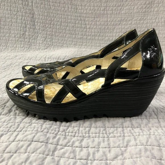 Fly London Wedge Size 41 EU 10 US Yadi Interwoven Straps Peep Toe Black Patent - Picture 8 of 13